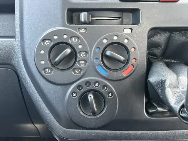 マツダ ボンゴトラック 5BF-S403F(2WD)の写真18