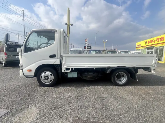 トヨタ ダイナ TKG-XZC605(2WD)の写真3