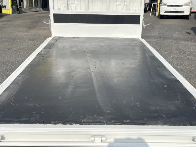 トヨタ ダイナ TKG-XZC605(2WD)の写真9