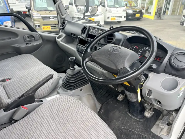 トヨタ ダイナ TKG-XZC605(2WD)の写真12