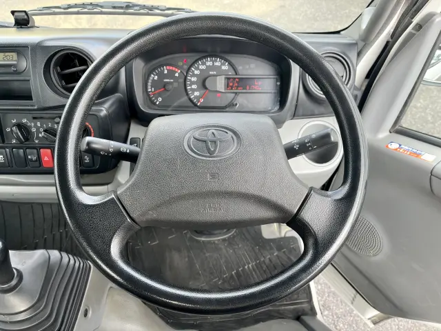 トヨタ ダイナ TKG-XZC605(2WD)の写真15
