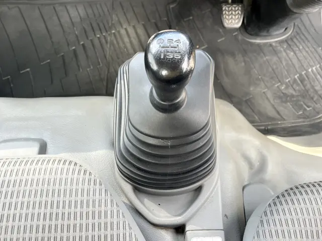 トヨタ ダイナ TKG-XZC605(2WD)の写真16