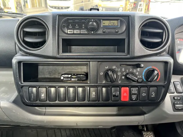 トヨタ ダイナ TKG-XZC605(2WD)の写真17