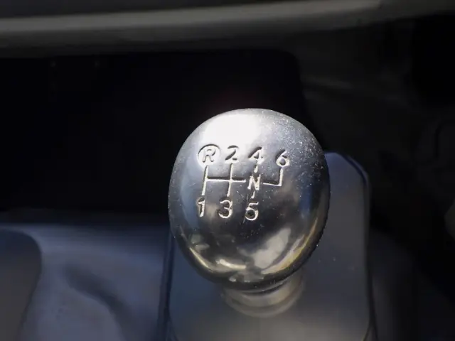 日野 デュトロ 2KG-XZU700M(2WD)の写真17