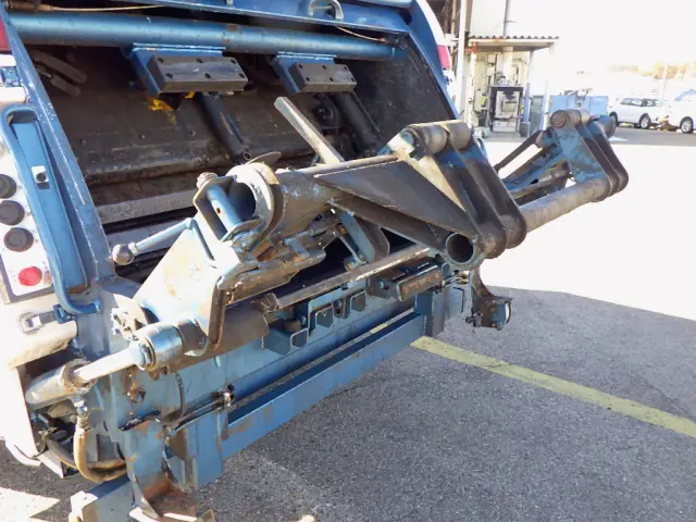 日野 デュトロ 2KG-XZU700M(2WD)の写真31