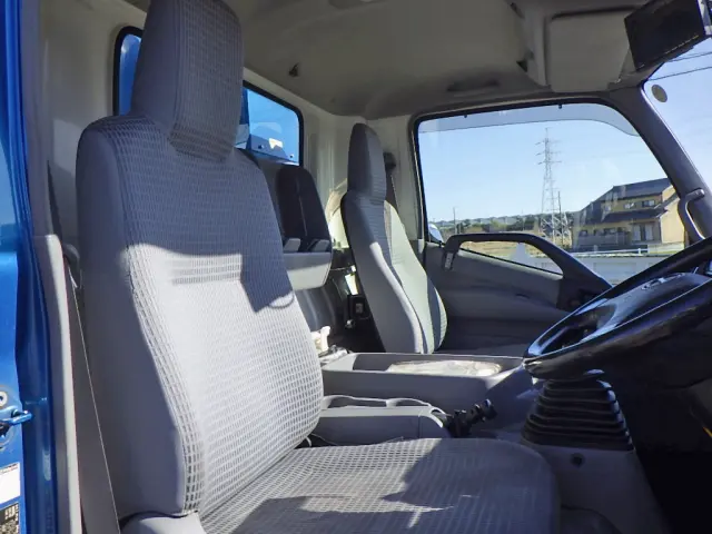 日野 デュトロ 2KG-XZU700M(2WD)の写真44