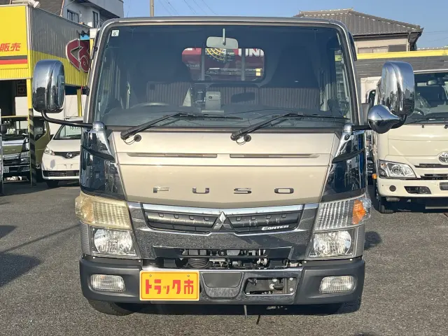 三菱 キャンター 2PG-FBAV0(2WD)の写真3