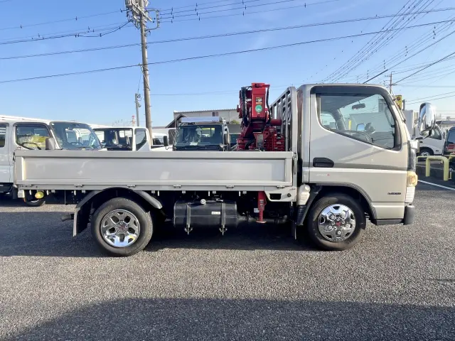 三菱 キャンター 2PG-FBAV0(2WD)の写真5