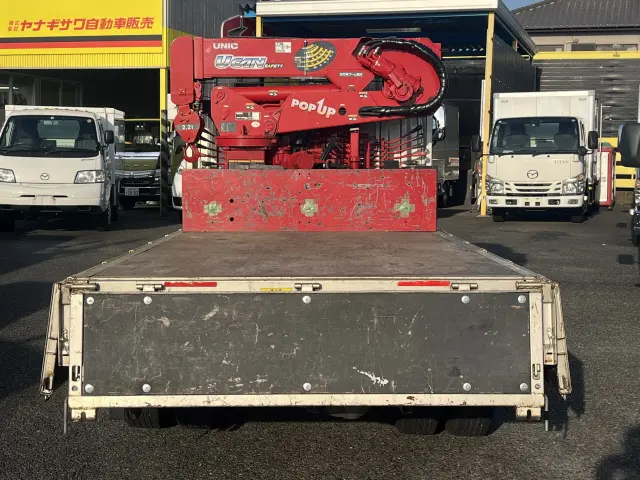 三菱 キャンター 2PG-FBAV0(2WD)の写真7