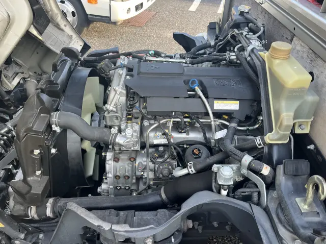三菱 キャンター 2PG-FBAV0(2WD)の写真36