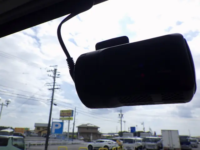 いすゞ エルフ 2RG-NPR88AR(2WD)の写真16