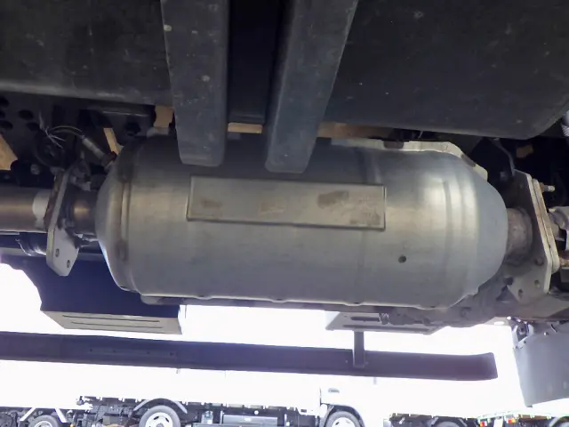 いすゞ エルフ 2RG-NPR88AR(2WD)の写真30