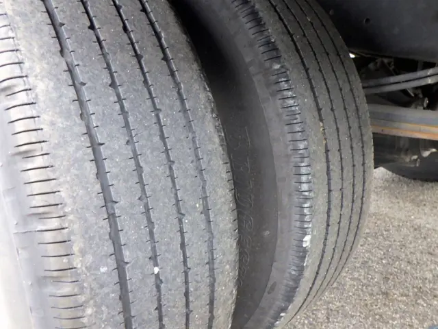 いすゞ エルフ 2RG-NPR88AR(2WD)の写真33