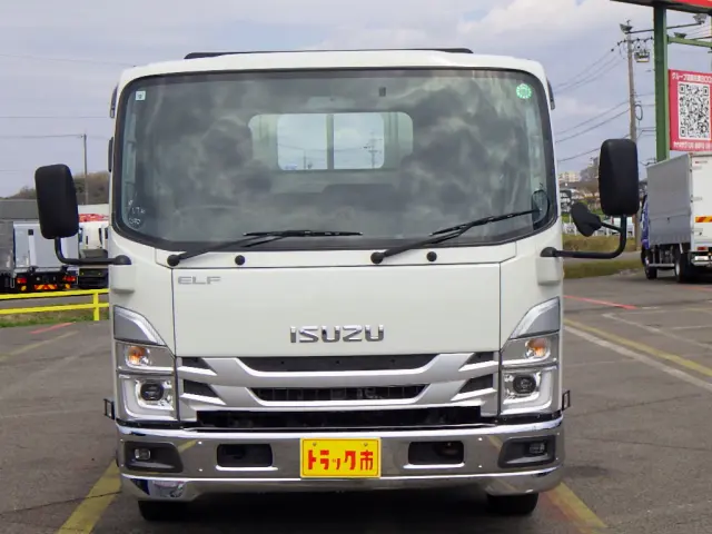 いすゞ エルフ 2RG-NPR88AR(2WD)の写真37