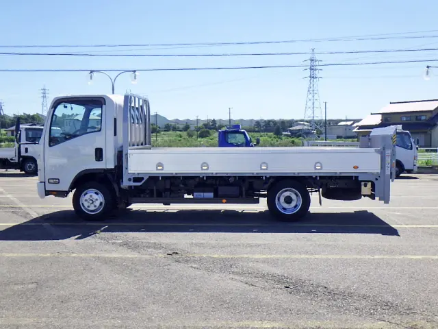 いすゞ エルフ 2RG-NNS88AN(4WD)の写真3