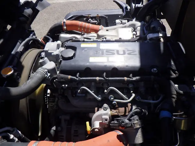 いすゞ エルフ 2RG-NNS88AN(4WD)の写真40