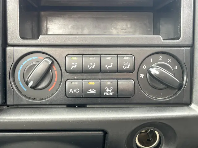 マツダ ボンゴトラック DBF-SLP2T(2WD)の写真25