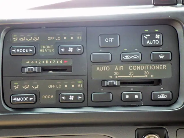 トヨタ コースター PDG-XZB50(2WD)の写真13