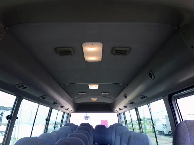 トヨタ コースター PDG-XZB50(2WD)の写真16