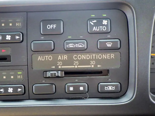 トヨタ コースター PDG-XZB50(2WD)の写真47