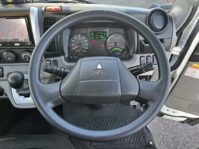 三菱 キャンター TPG-FBA20(2WD)の写真16