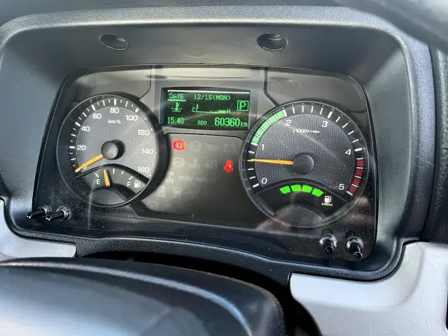 三菱 キャンター TPG-FBA20(2WD)の写真28