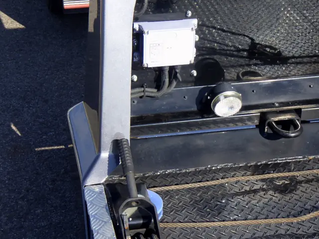 三菱 キャンター 2PG-FEB80(2WD)の写真12