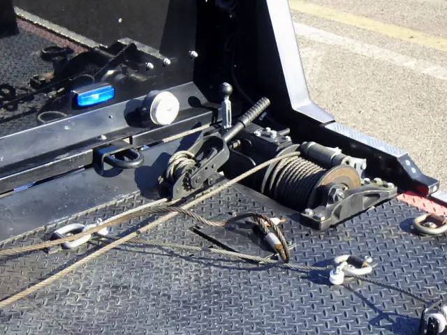 三菱 キャンター 2PG-FEB80(2WD)の写真13