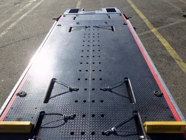 三菱 キャンター 2PG-FEB80(2WD)の写真16