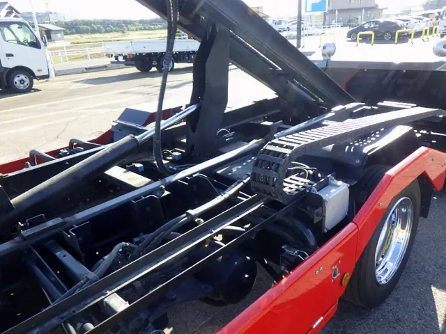 三菱 キャンター 2PG-FEB80(2WD)の写真19