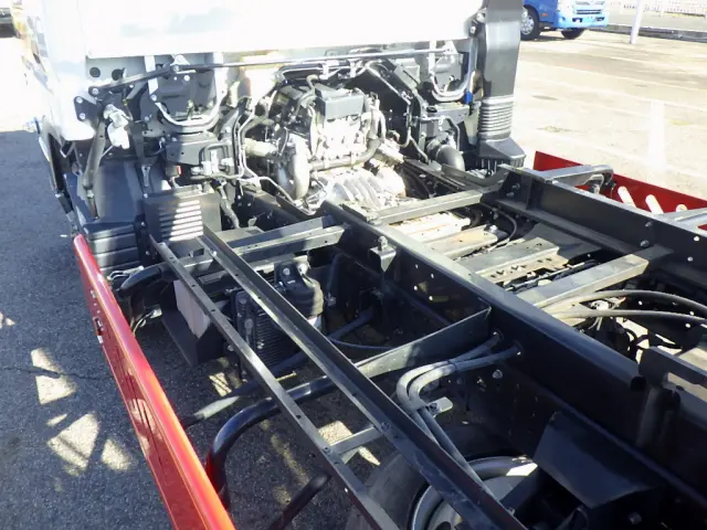 三菱 キャンター 2PG-FEB80(2WD)の写真21