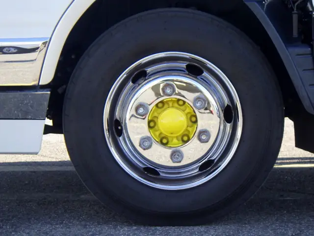 三菱 キャンター 2PG-FEB80(2WD)の写真39