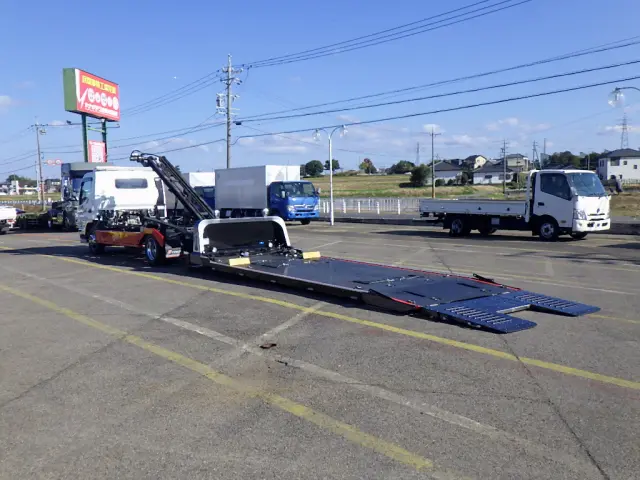 三菱 キャンター 2PG-FEB80(2WD)の写真45