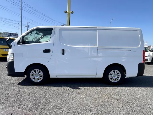 日産 キャラバン CBF-VR2E26(2WD)の写真3