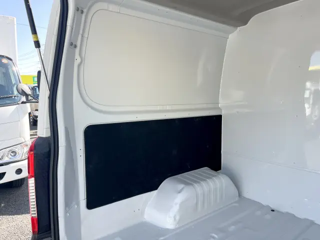 日産 キャラバン CBF-VR2E26(2WD)の写真13