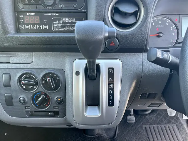 日産 キャラバン CBF-VR2E26(2WD)の写真22