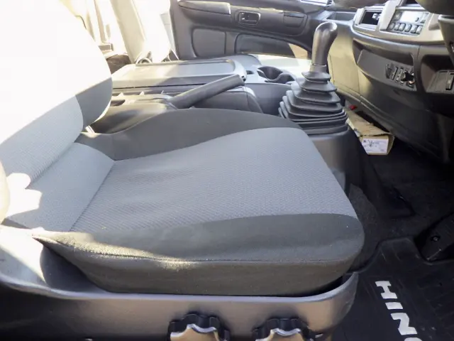 日野 レンジャー TKG-FC9JJAA(2WD)の写真17