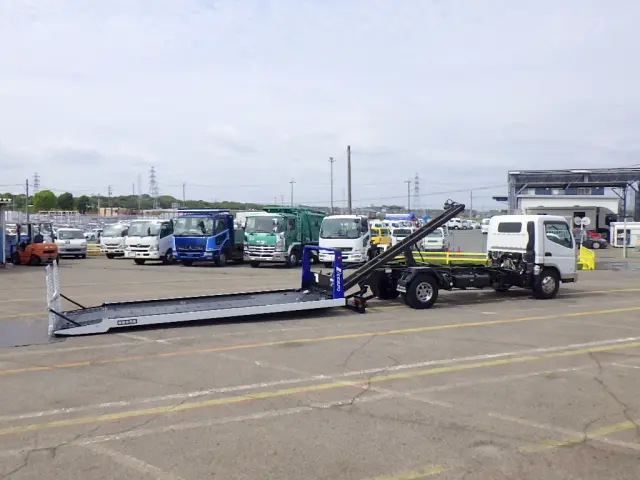 三菱 キャンター TPG-FEB80(2WD)の写真8