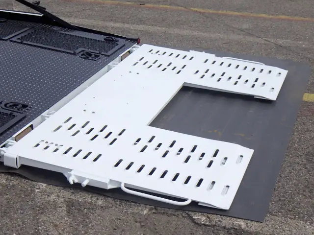 三菱 キャンター TPG-FEB80(2WD)の写真9