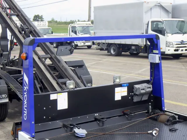 三菱 キャンター TPG-FEB80(2WD)の写真13