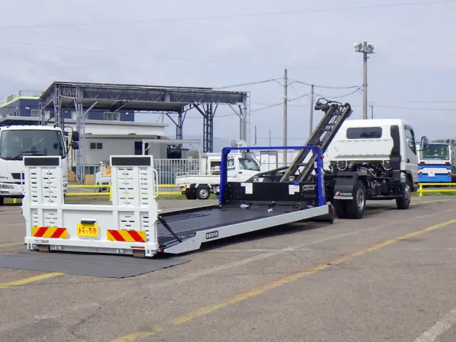 三菱 キャンター TPG-FEB80(2WD)の写真42