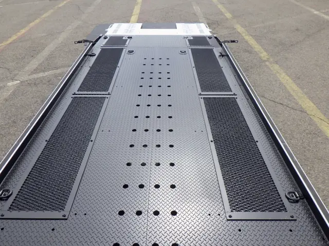 三菱 キャンター TPG-FEB80(2WD)の写真44