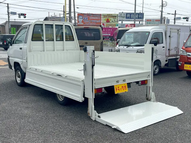 トヨタ タウンエーストラック GK-KM75(2WD)の写真8