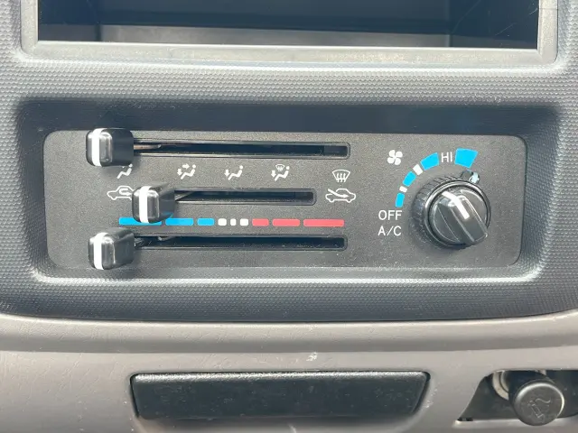 トヨタ タウンエーストラック GK-KM75(2WD)の写真24