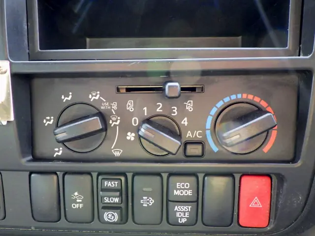 日野 デュトロ 2KG-XZU700X(2WD)の写真22