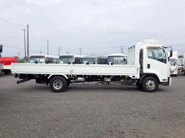 いすゞ フォワード TKG-FRR90S2(2WD)の写真5