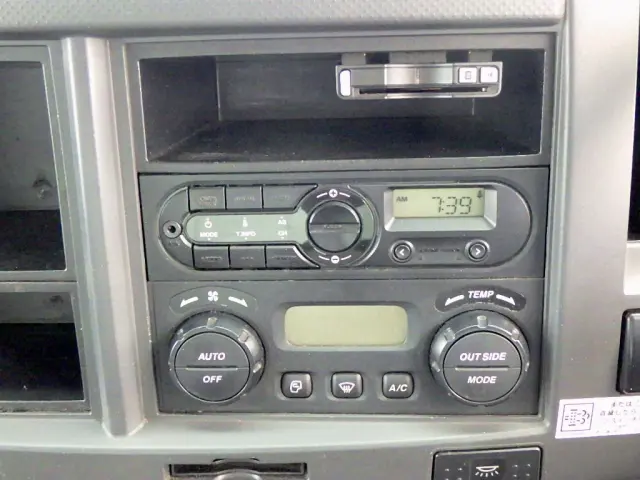 いすゞ フォワード TKG-FRR90S2(2WD)の写真14