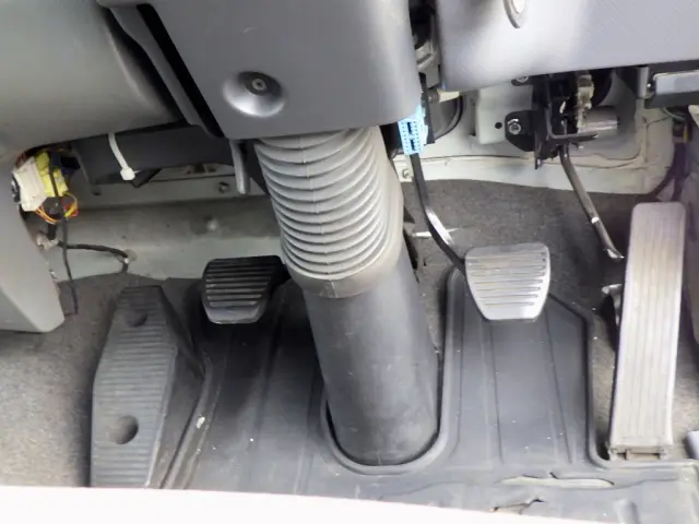 いすゞ フォワード TKG-FRR90S2(2WD)の写真18