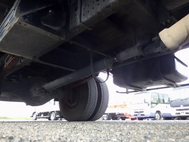 いすゞ フォワード TKG-FRR90S2(2WD)の写真20