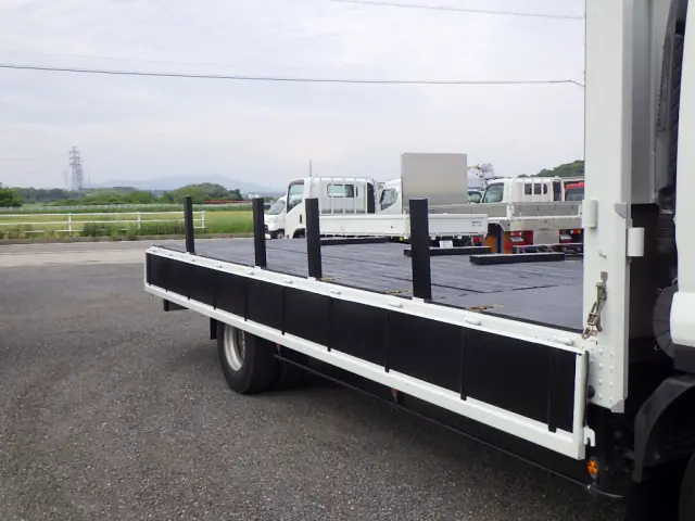 いすゞ フォワード TKG-FRR90S2(2WD)の写真35